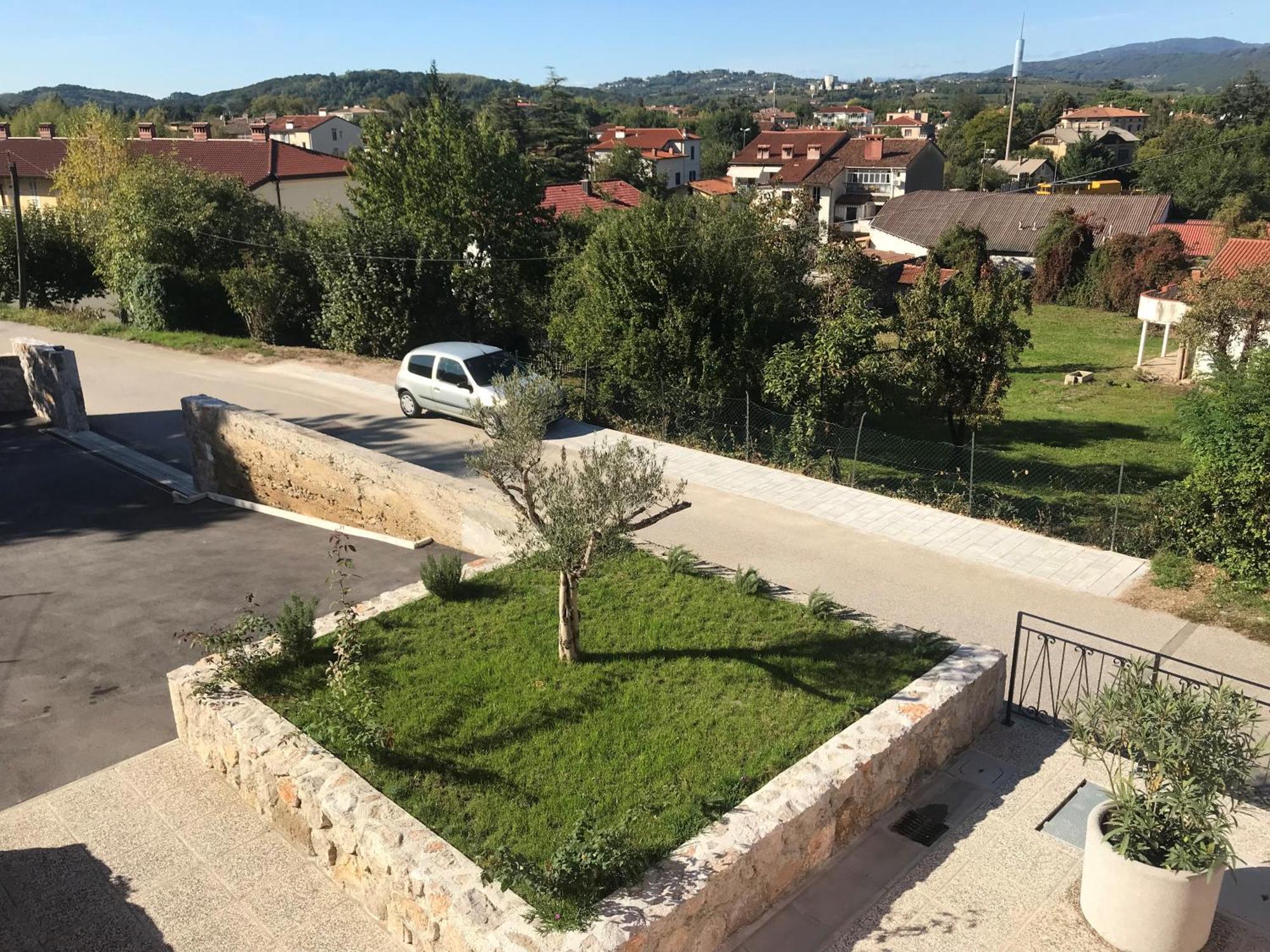 Vila Burbonka Aparthotel Nova Gorica Exterior foto